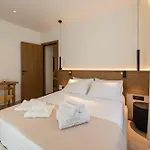 Aparthotel Karavel - Old Town Boutique 4*