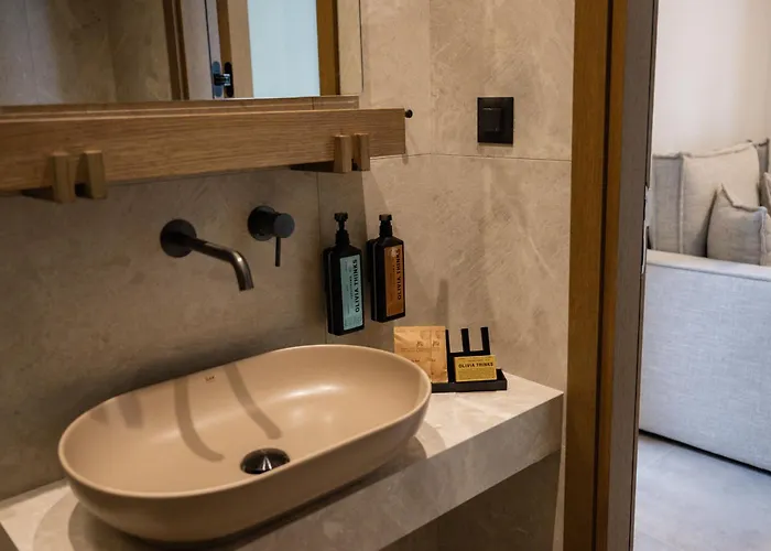 Apart Otel Karavel - Old Town Boutique